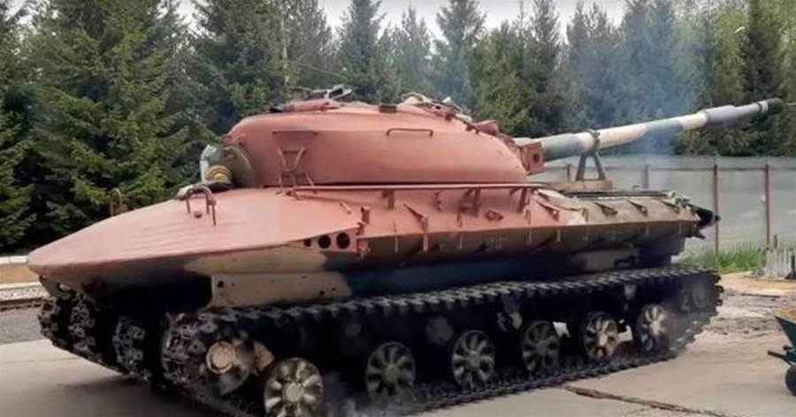 俄羅斯修復「279工程」四履帶核戰坦克復活 引發軍事愛好者熱議
